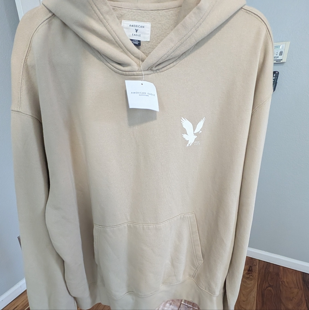 American Eagle Outfitters Super Soft Graphic Hoodie Sweatshirt X Small Nwt ❤️